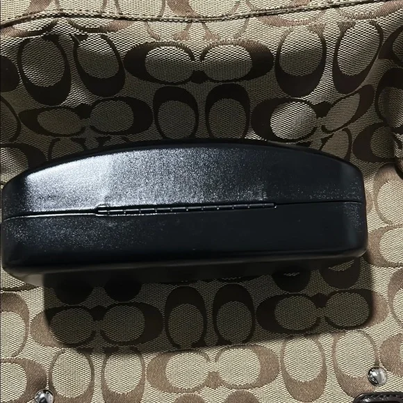 Coach Glossy Black Eyewear Case - Picture 5 of 6